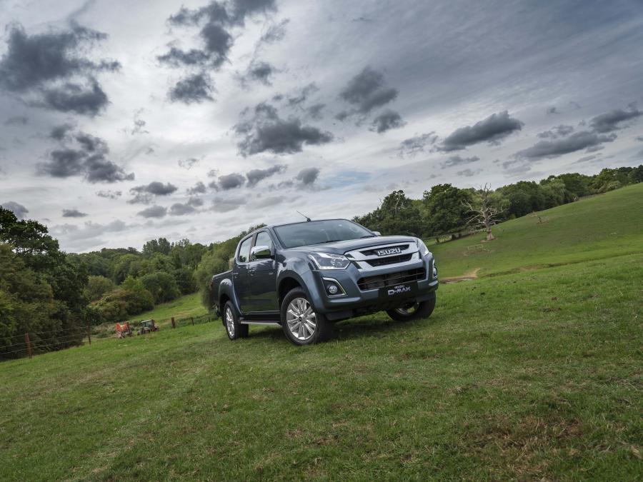  Isuzu D-Max Yukon 2017 года  (UK) (фото 2 из 3)